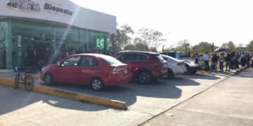 Cobran pensión adultos mayores en Ciudad Victoria