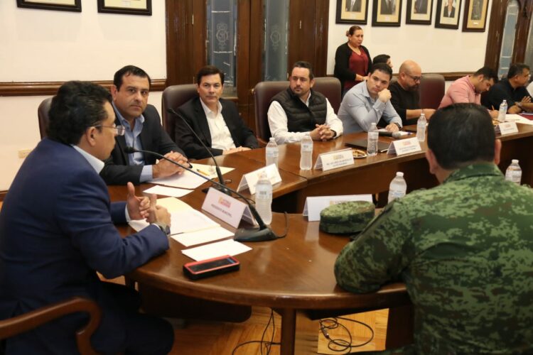 Llevan acabo la mesa de seguridad municipal encabezada por Eduardo Gattas.