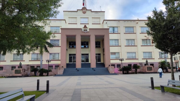 Austeridad En Tamaulipas de burócratas deja 40 Mdp de ahorro