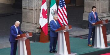 Llevan acabo la Cumbre de Líderes de América Latina.