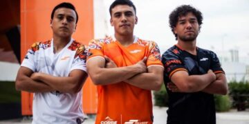 Equipo de Ciudad Victoria presume su nueva imágen.