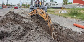Auditan 10 obras de sexenio de Cabeza de Vaca