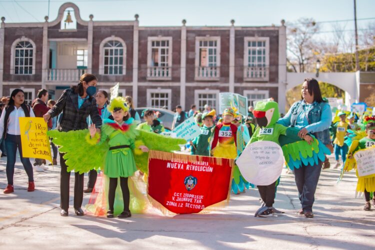 Realizan festival de la Guacamaya Verde en Jaumave