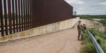 Costaría 1800 MDD a Texas vigilancia militar en frontera con México