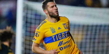 El francés André-Pierre Gignac no jugará ante Chivas
