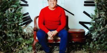 Mario Bezares recordado por su peculiar bailé del «Gallinazo».