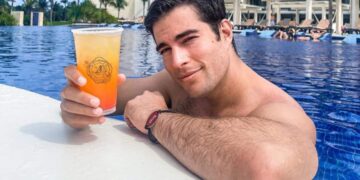 Danilo Carrera un actor ecuatoriano muy querido por las mexicanas.