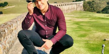 Julian Figueroa hijo de dos grandes figuras públicas.