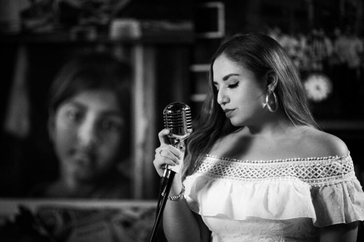 Yerusha cantante Victorense con gran talento y carisma.