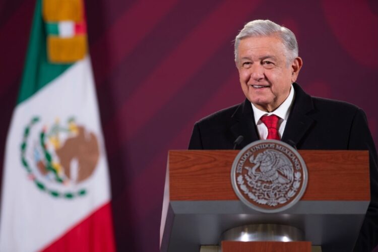 AMLO lleva a cabo informe sobre los avances del tramo 4 de la construcción del tren maya.