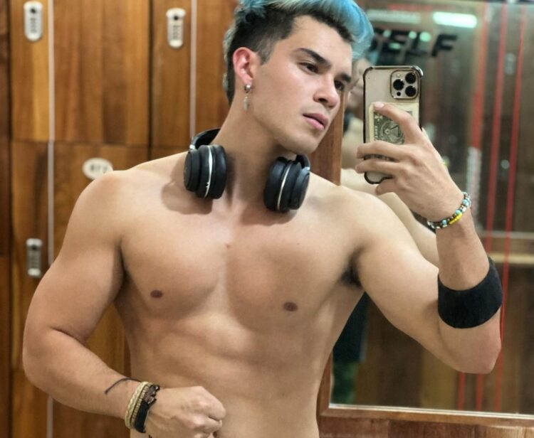 Conoce un poco más de Brandon Castañeda.