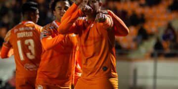 Despertaron al Titán: Golea Correcaminos a U. de G. en casa