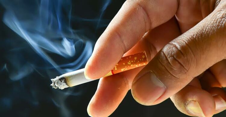 Prohíbe la UAT fumar y vender cigarros en la universidad