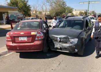 Mujer provoca fuerte choque en el 8 Zacatecas