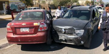 Mujer provoca fuerte choque en el 8 Zacatecas