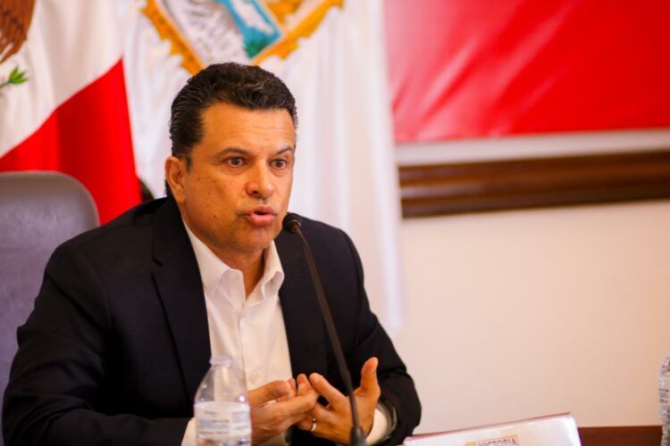 Insiste Lalo Gattas en 2da línea del acueducto