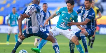 Pachuca mantiene el liderato venciendo a León 