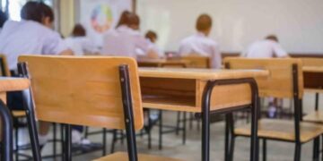 Deserción escolar a disminuído en México gracias a los apoyos a estudiantes.