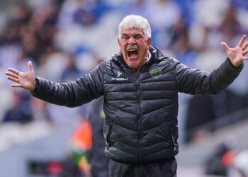 Tuca Ferreti ya pidió su primer refuerzo al Cruz Azul