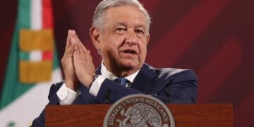 AMLO asegura que Suprema Corte se excedió en frenar el Plan B