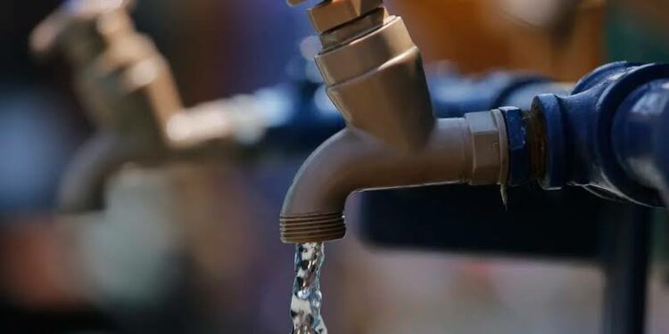 Cinco de cada 10 victorense no pagan el agua