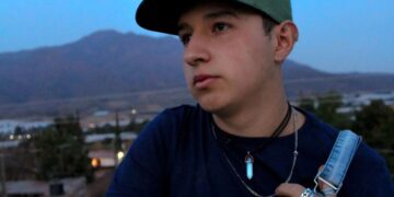 Jhonnyups es un joven que a logrado gran popularidad en redes sociales.