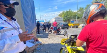 Tránsito infracciona a 10 motociclistas al día