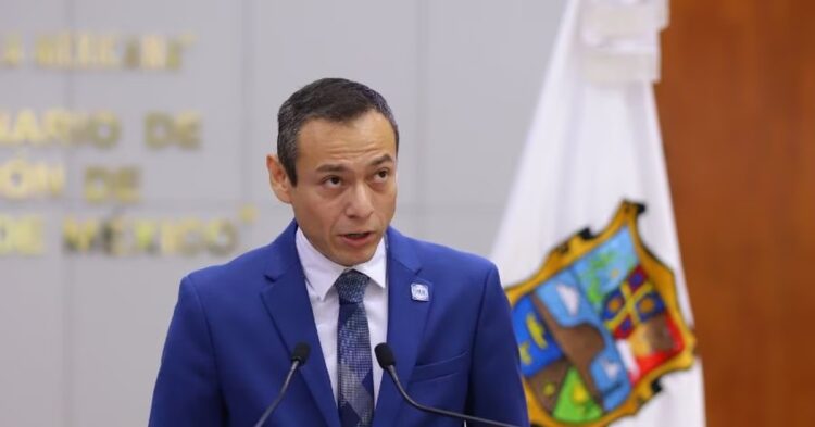 FGR investiga origen de 2 mdp para tesorero del PAN