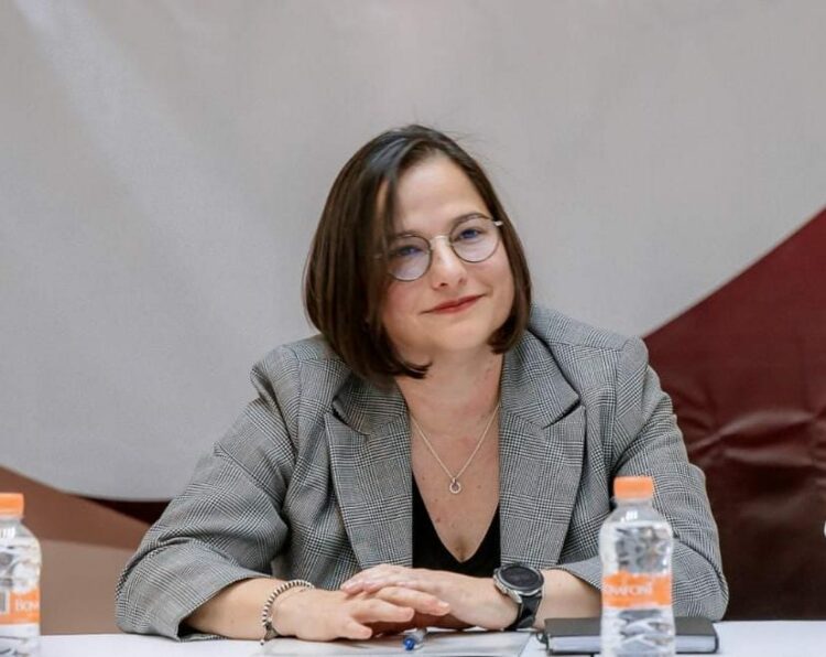 Buscan becas universales en secundarias