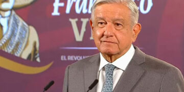 Recibe AMLO a directivos de Tesla