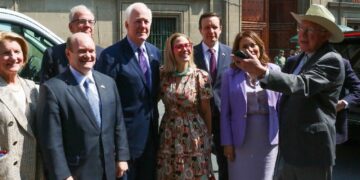 Encabezó AMLO ‘respetuosa’ cita con congresistas de EU