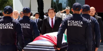 Despiden a policía caído en ataque en Río Bravo