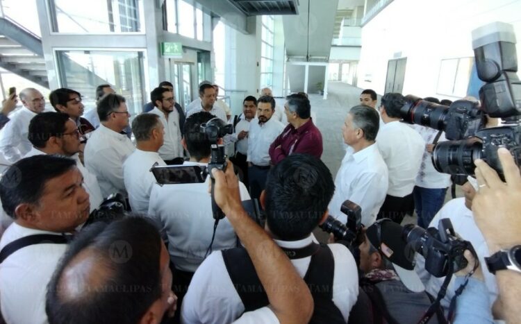 Directores nacionales de IMSS e ISSSTE se citan en Tampico