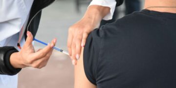 Inician jornadas de vacunación en Maquiladoras