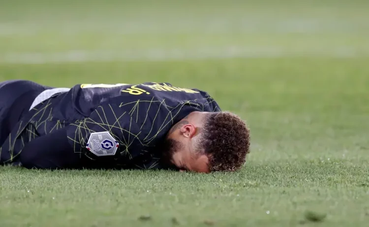 Neymar se perderá el resto de la temporada por lesión