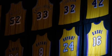 Lakers inmortaliza al español Paul Gasol 