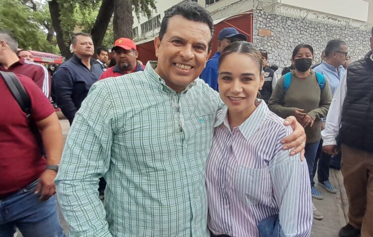 Eduardo Gattás y Lucy De Gattás presentes en el gran cierre del San Marcazo 2023.