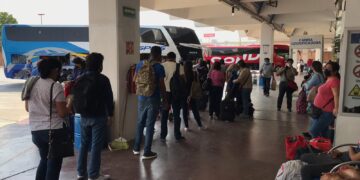 Vacaciones: Descuentos del 50% de pasaje a alumnos y maestros