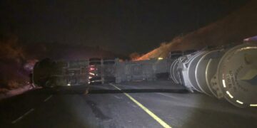 Accidente bloquea 12 horas la Rumbo Nuevo