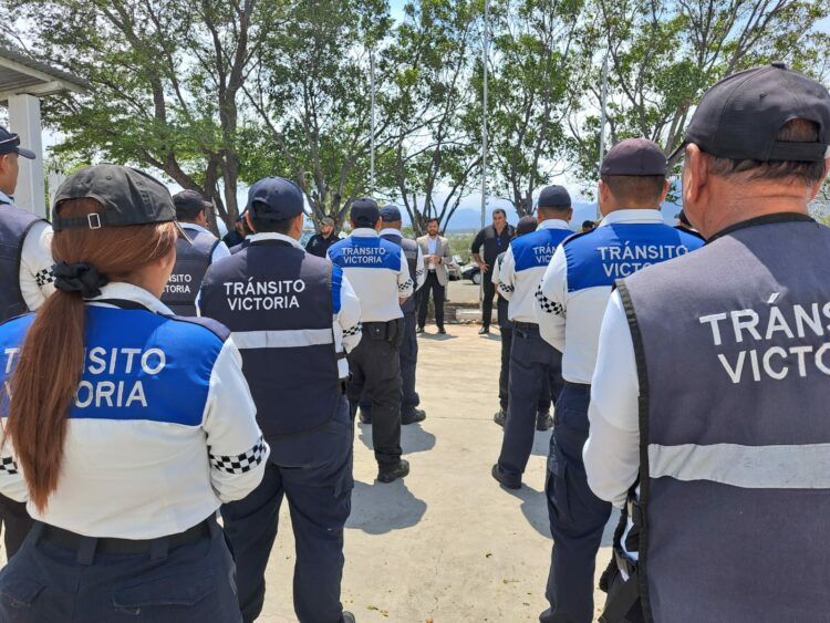 Capacita Fiscalía General de Justicia a Elementos de Tránsito Victoria con técnicas de inmovilización