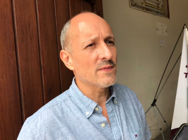 Propietarios de negocios y usuarios particulares en Comapa reciben multas por desperdiciar agua