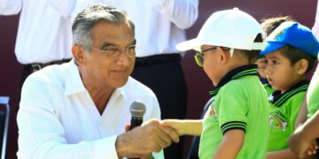 “Ahora sí hay gobernador”, le dicen colonos victorenses a Américo