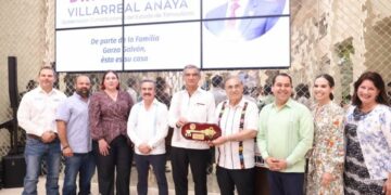 Entregan las llaves de Laredo, Texas al gobernador Américo Villarreal