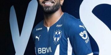 Transición Inminente: Rodrigo Aguirre Listo para Cambiar Rayados por Diablos Rojos