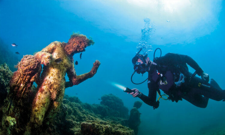 Baia: La Ciudad Romana Sumergida por el Mar Vuelve a Contar su Historia