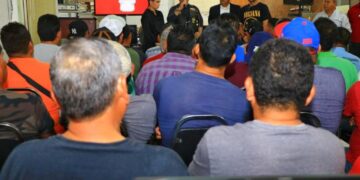 Capacita Municipio a choferes para   nuevos camiones recolectores.