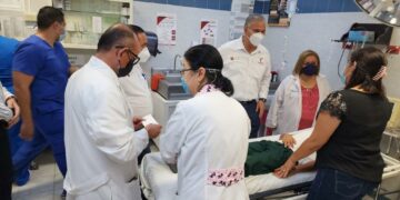 Atiende Salud 41 pacientes por golpe de calor