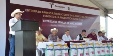 Continúa Gobierno del Estado beneficiando a productores con semilla de sorgo y maíz