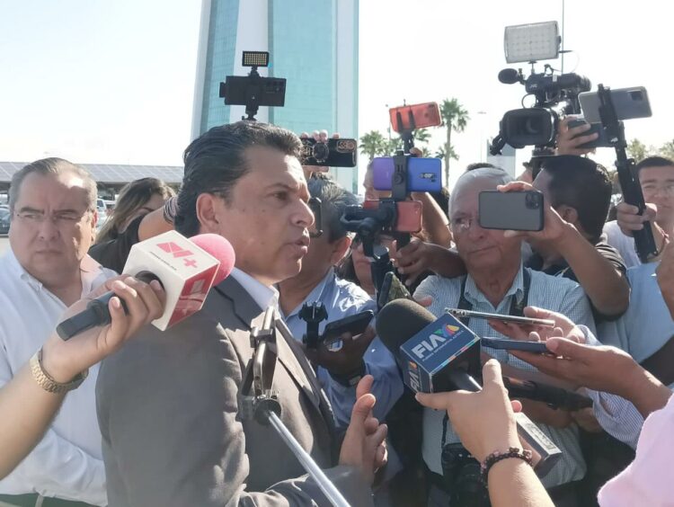 Lalo Gattas anuncia inversión de más de 900 mdp en desarrollo comercial