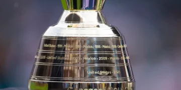 Estados Unidos logra un empate de última hora en el arranque de la Copa Oro 2023